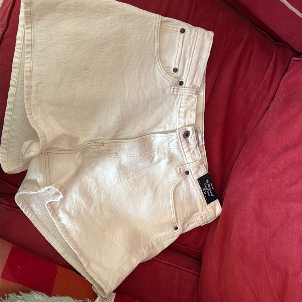 Abercrombie & Fitch, The 90’s Relaxed Cutoff Short, White Denim Shorts